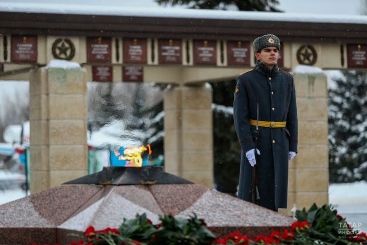 9 декабрьдә без мөһим вакыйганы – Ватан Геройлары көнен билгеләп үттек