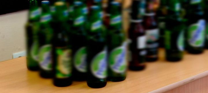 Әлмәттә яңа ел чаралары уздырыла торган урыннарда алкоголь сатуны чикләячәкләр