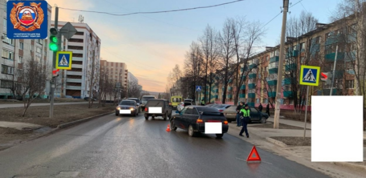 Әлмәттә баланы автомобиль  бәрдергән