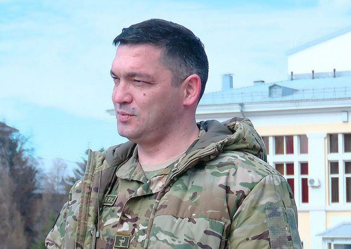 Курку белмәс табиб