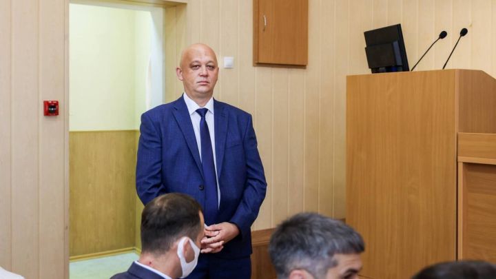 Әлмәт районы хакимиятендә яңа кадрлар билгеләнеше