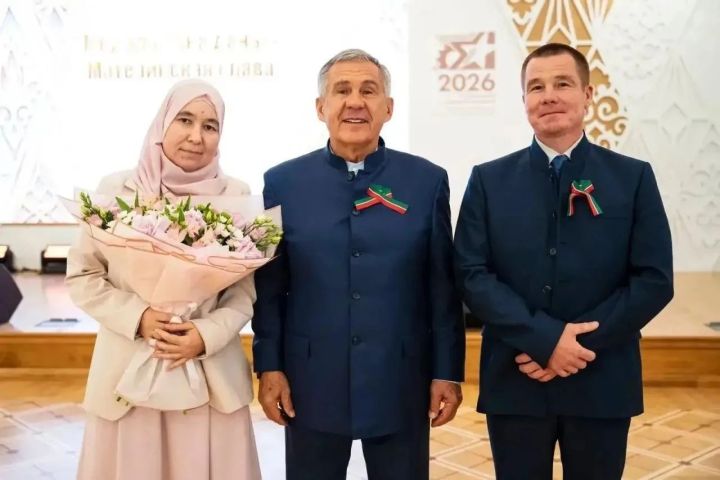 Күп балалы әлмәтле Казан Кремлендә дәүләт бүләге алды
